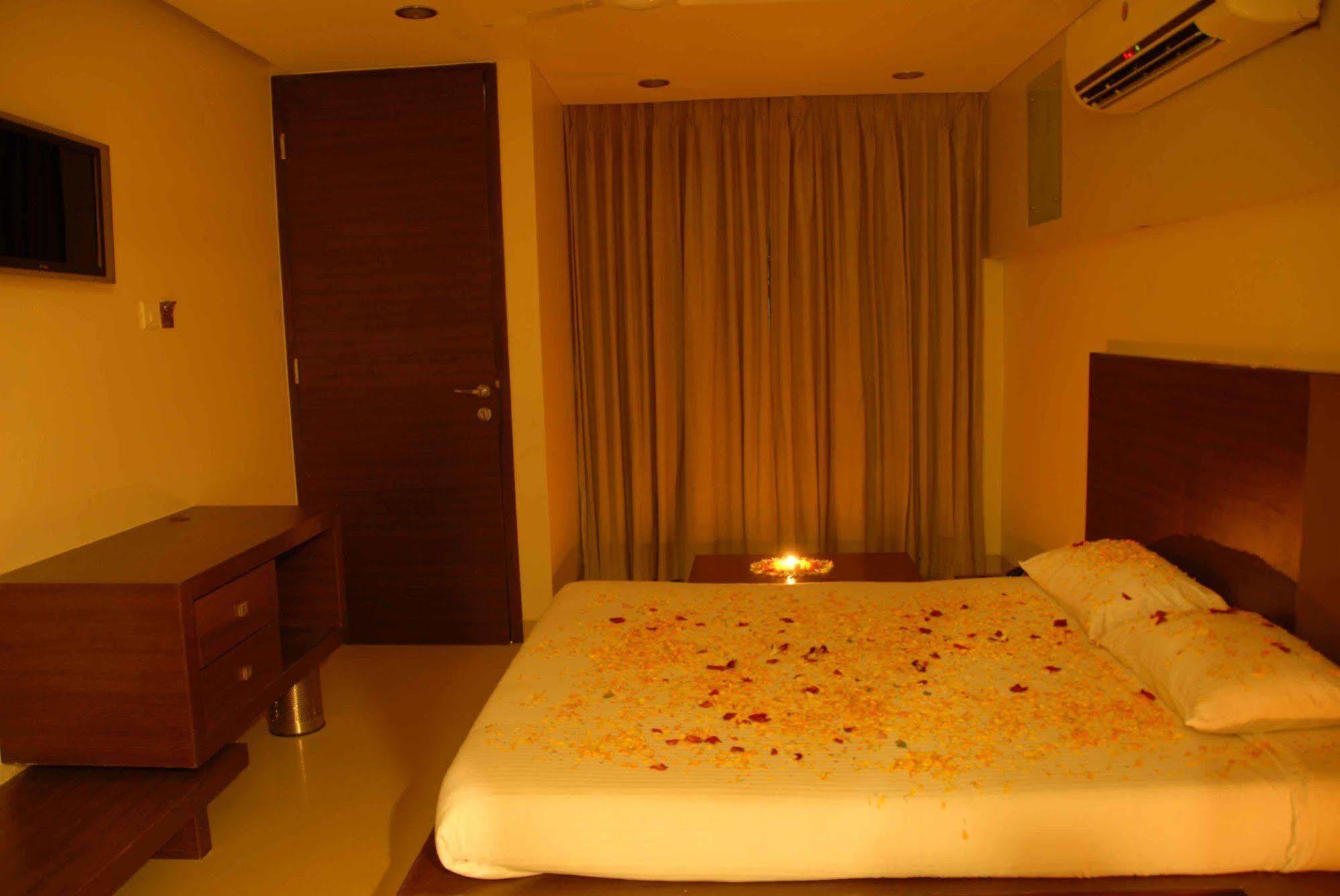 Silver Sands Beach Resort Daman Εξωτερικό φωτογραφία